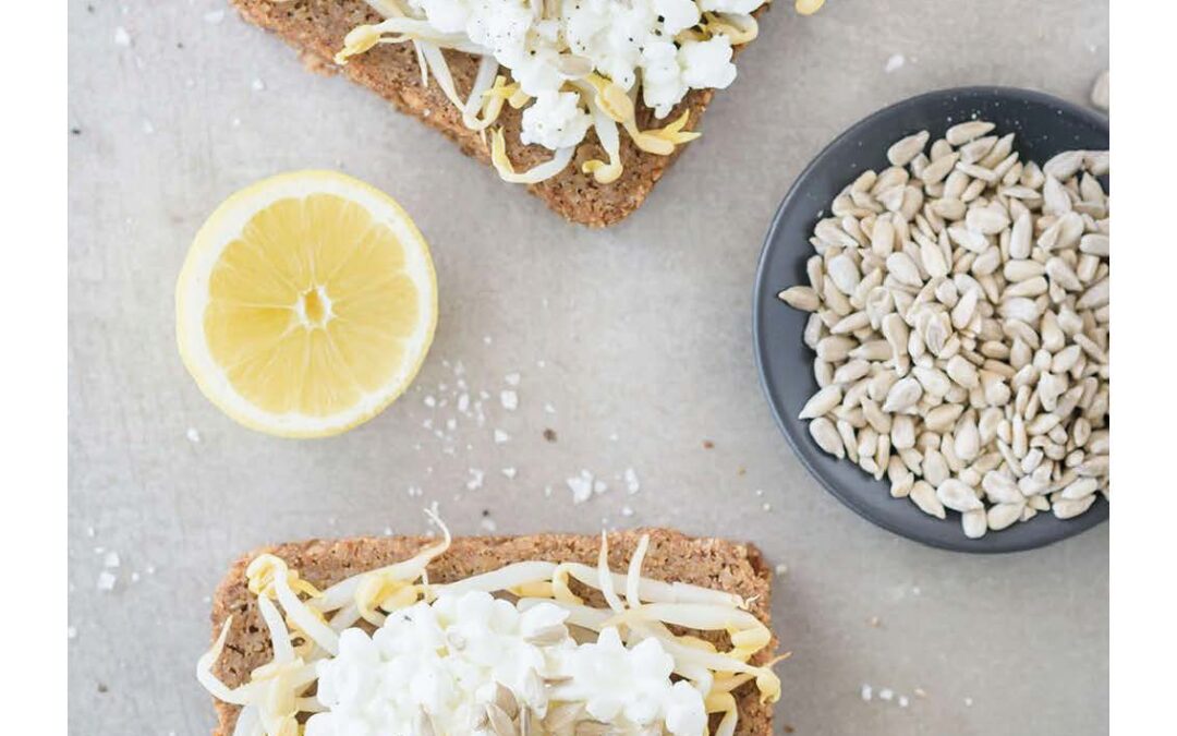 lemony alfalfa & goats cheese