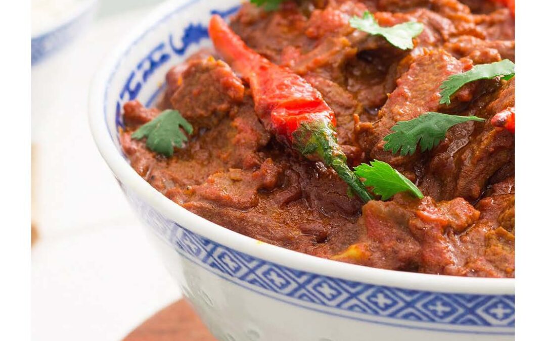 slow cooked spicy beef curry